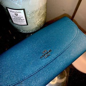 BRAND NEW COACH WALLET ✨